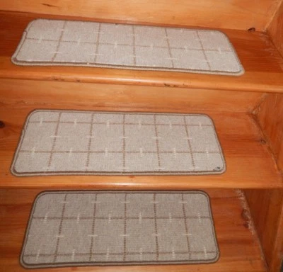 13 = PASSO 9" x 24" + aterrissagem 19" x 24" escada degraus lã tecida.  - Imagem 1 de 4