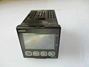 OMRON TEMPERATURE CONTROLLER E5CN-Q1TDU - Picture 1 of 3