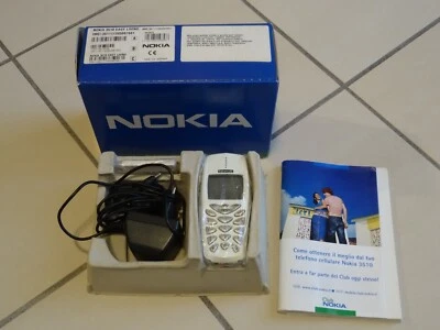 Vintage Telefono Cellulare Originale Completo NOKIA 3510 Bianco  - Immagine 1 di 4