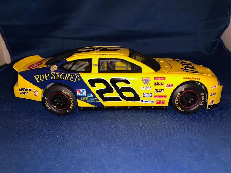 NASCAR DIECAST ESCALA 1:24 #26 Johnny Benson Jr Cheerios Ford Taurus 1995 sin caja Foto 1 de 4