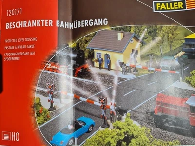 Faller H0 120171 - Beschrankter Bahnübergang elektrisch funktionsfähig in OVP - Bild 1 von 4