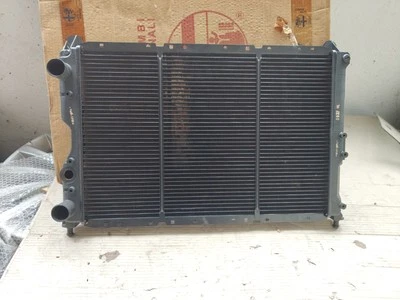 RADIATORE ACQUA ORIGINALE ALFA ROMEO 145, 146, 155 COD. 60610873 - Immagine 1 di 2
