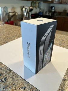 Original iPhone 4 Black 8GB Empty Box - Genuine Apple Packaging for Collectors! - Photo 1 sur 6