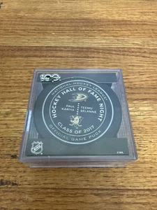 Ducks Paul Kariya And Teemu Selanne 2017 Hall Of Fame Hockey Game Puck 2017 - Picture 1 of 6