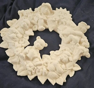 Fired Unglazed Ceramics - Wreath - all ready to paint TEADDY BEARS - Picture 1 of 9