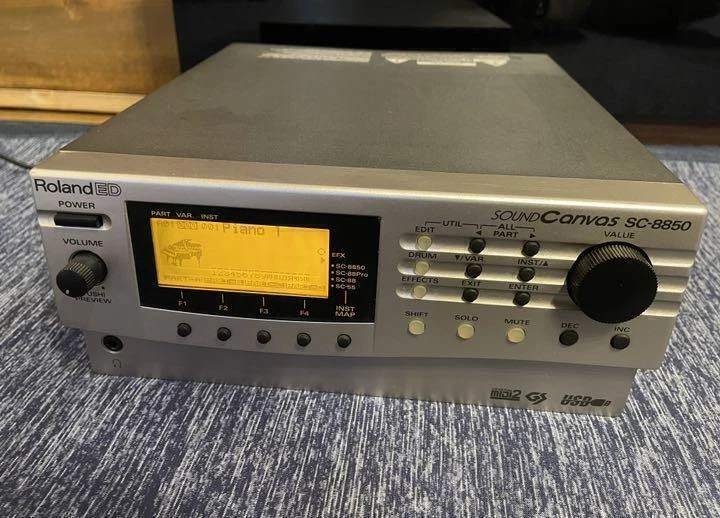 Roland Sound Canvas SC-8850 MIDI Module Synthesizer USB Digital 100V Tested - Image 1 of 1