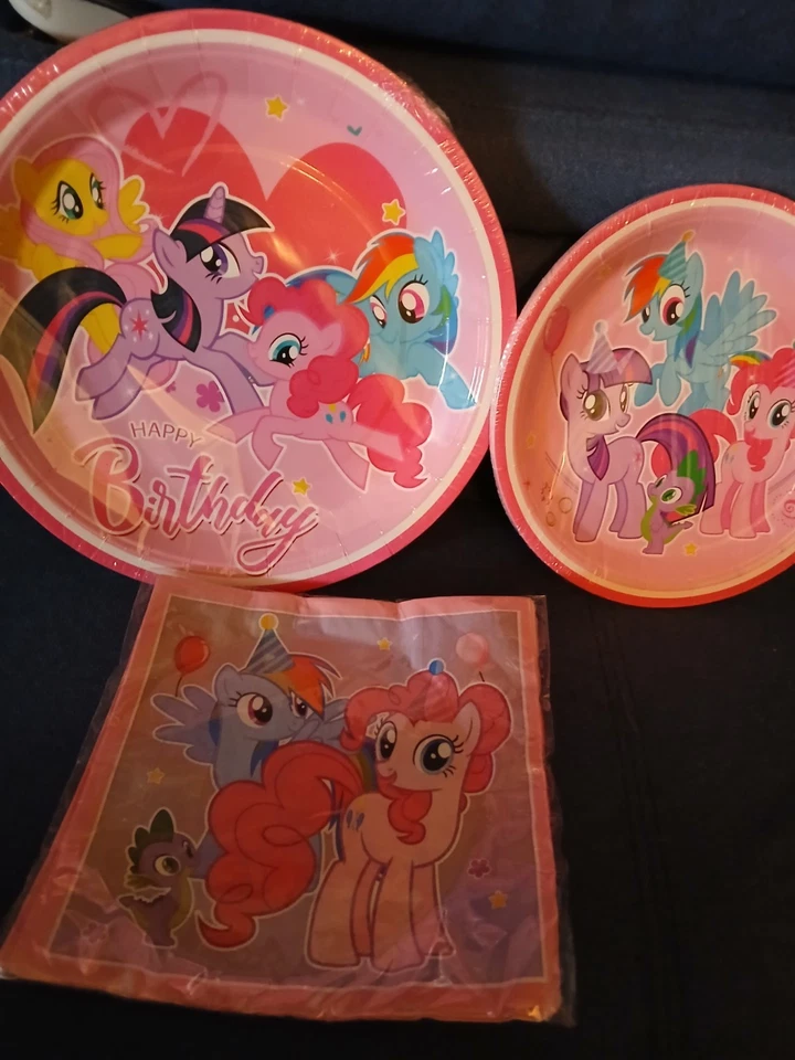 Little Pony Decoraciones Fiesta Cumpleaños 10 Personas Lugar Setting Foto 1 de 4