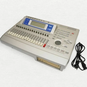 Korg D1600 Multitrack Recorder Digital 16 Track Silver Pro Audio Equipment - Picture 1 of 10