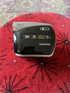 Samsung Camcorder Mini DV VP-D381/XEF  Digital Video Camera  - Picture 1 of 10