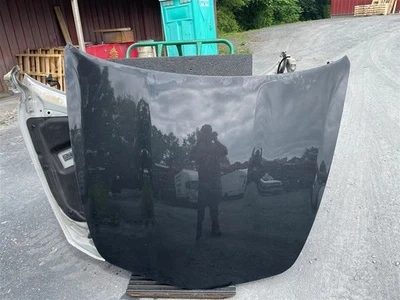 (LOCAL PICKUP ONLY) Hood Base Fits 14-19 CTS 1950145 - Image 1 of 4