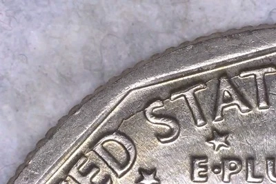 💰🇺🇸 1979 P Susan B. Anthony One Dollar Coin – Die Crack Reverse Mint Error - Image 1 of 4