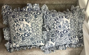 2 RALPH LAUREN Porcelain Blue White Pillows Ruffle 18" x18 W Down Insert Cotton - Picture 1 of 7