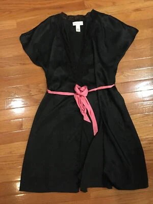 Morgan Taylor шелковистый черный розовый поясом халат Med кружевной воротник Intimates подержанный - Изображение 1 из 3