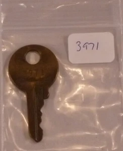 Master Lock Key # 3971 Replacement Padlock Amusement Vending Juke Slot Arcade - Picture 1 of 1