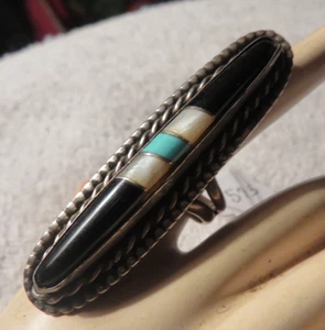 Alter Ring Indianer Türkis weißer Onyx schwarzer Onyx oder Jet Größe 7 lang - Bild 1 von 5