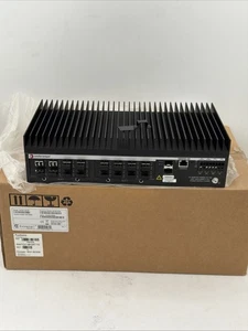 FOXBORO P0973HB SWITCH ETHERNET I3H252-02 RETI ESTREME I3H252-16FXM - Foto 1 di 10