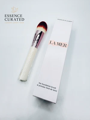 LA MER The Powder Brush - Ultra Suave - NUEVO - Herramienta de Maquillaje de Lujo - Nuevo En Caja Foto 1 de 3