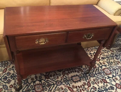 Carro de servir HENKEL HARRIS Wild negro cereza hoja caída Foto 1 de 4