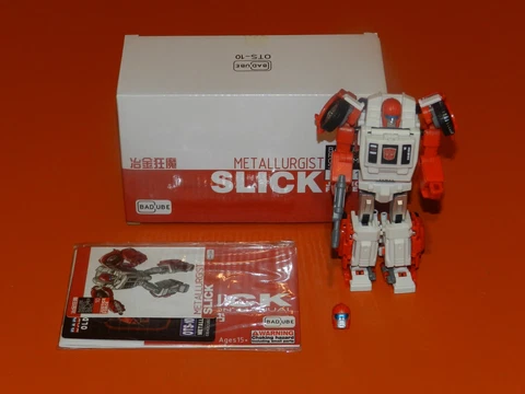 Transformers BadCube Old Time Series OTS-10 Slick (Masterpiece Swerve) Cover
