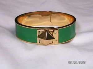 ...KATE SPADE NY...Gold Tone & Green Pyramid Turn Lock Hinged Bangle Bracelet... - Picture 1 of 5