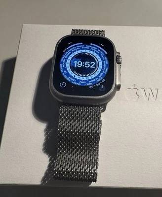 Apple Watch Ultra 2 2024 LTE Natur Titan 49mm Milanaise Armband Titan M MX5R3 - Bild 1 von 4