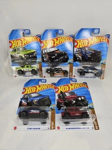 Hot Wheels Lote de 5 Camionetas Land Rover Jeep Ford Dodge Chevy Juego Todoterreno HW DIRT - Imagen 1 de 23