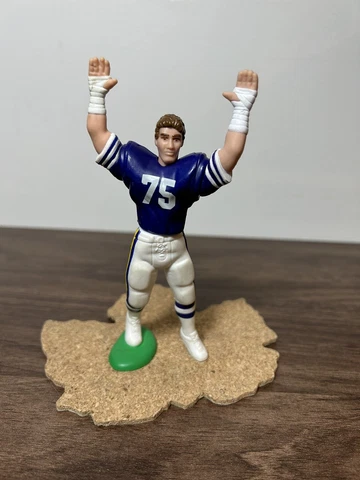1990 Keith Millard Minnesota Vikings NFL Football Action Figure Starting Lineup Cover