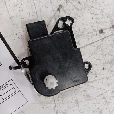 Atuador de porta CA aquecedor motor porta aba Ford Taurus 2019 2018 2017 2016 2015  - Imagem 1 de 4