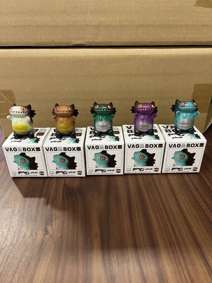 Medicom Vinyl Artist Gacha VAG Series SP Byron Devilman Set of 5 Shoko Nakazawa - Image 1 of 4