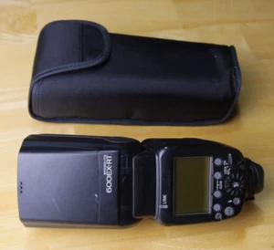 Canon Speedlite 600EX-RT Shoe Mount Flash for Canon - Picture 1 of 11