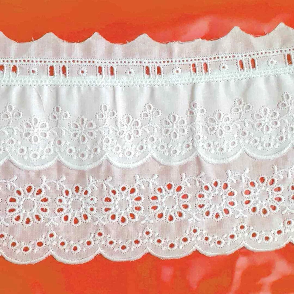 Pizzo merletto san gallo cotone doppia balza con passanastro H 12,5cm ART. 44058 - Immagine 1 di 1