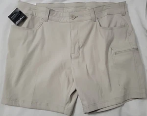 Eddie Bauer Rainier Tan Beige Shorts Men's Size 18 Cargo 40 Waist 7" Inseam - Picture 1 of 2