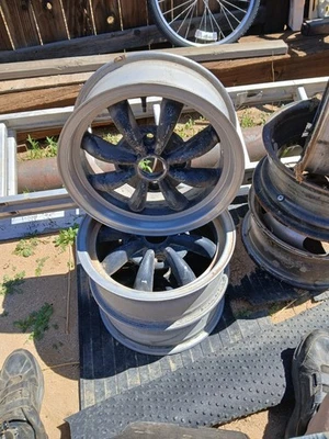 RUEDAS VW EMPI 8 RADIOS VINTAGE Foto 1 de 4