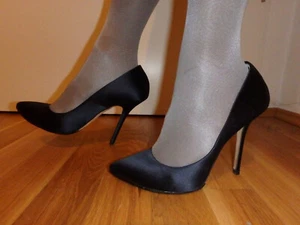 Decolte tacco alto Max&Co vera pelle blu scuro - spedizione UE! - Foto 1 di 15