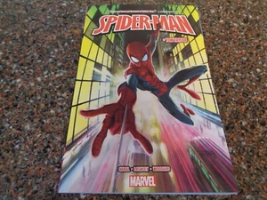 Spider-Man di Tom Taylor (Paperback, Nuovissimo) Marvel - Foto 1 di 6