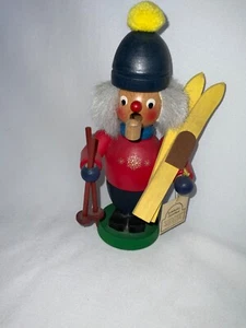 Signierter Christian Ulbricht Räuchermann Skifahrer mit Pfeife 1998 Vintage 8" Rarität Etikett - Bild 1 von 10