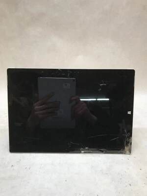 Microsoft Surface Pro 3 1631 i5 8GB RAM 128GB SSD For Parts/Repair POWER DEAD DW - Image 1 of 4
