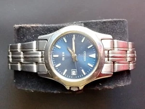 CITIZEN LADIES WRIST WATCH WR 50 JAPAN DAY DATE - Picture 1 of 15