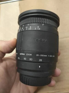 Sigma 28-200mm f/3.8-5.6 AF Zoom Lens Pre-owned - Picture 1 of 11
