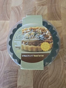 Wilton 6 Stück GENUSS Profi Backformen 37/8" × 3/4" RUND Tarte Set Neu mit Etikett - Bild 1 von 11