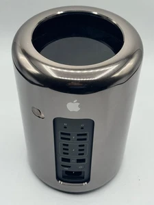 Apple Mac Pro6.1 A1481 - Xeon E5 - 16GB RAM - 500GB SSD - P-Zylinder - Bild 1 von 5