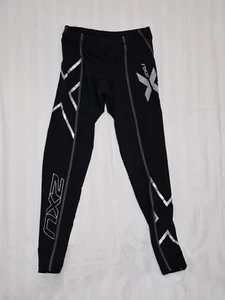 2XU COMPRESSION BASE LAYER LEGGINGS - BLACK  YOUTH / M - EXCELLENT CONDITION E28 - Picture 1 of 5