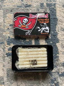 Buccaneers Collectable Tin - Still With Vintage Team Soap - Picture 1 of 3