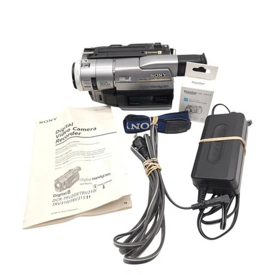 Sony DCR-TRV310 Digital 8 Hi8 Video Camera Handycam Bundle Lot (Tested Works) - Image 1 of 4