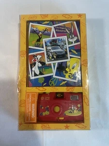 Promozione fotocamera vintage 2001 Looney Tunes & Chevy Venture con album fotografico sigillato - Foto 1 di 3