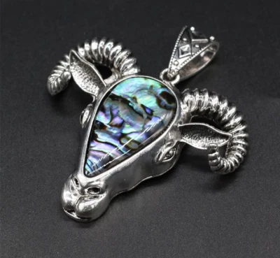 GRANDE 3D CABEZA DE CABRA CUERNO DE CARNERO ANIMAL Colgante 26" Plata de Ley 925 Collar Hombres Foto 1 de 4