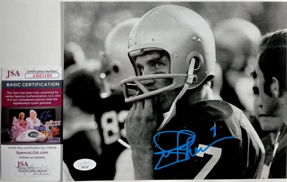 NCAA Joe Theismann Signed Notre Dame Fighting Irish B&W 8x10 Photo JSA COA - Image 1 of 1