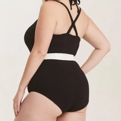 Traje de baño tórrido blanco y negro cuello alto multi-correa de una pieza 3X 22 24 #38399 Foto 1 de 2