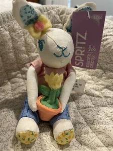 Target Spritz Easter Rabbit Bunny 2020 Blue Eyed Flower pot Collectible NWT - Picture 1 of 3