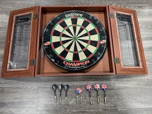 Unicorn PDC England Champion Dartboard w/ Wood Cabinet Plexi Glass Scoreboard - Picture 1 of 19